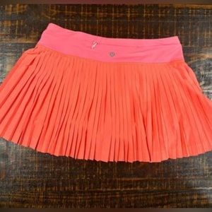 Lululemon skirt size 4